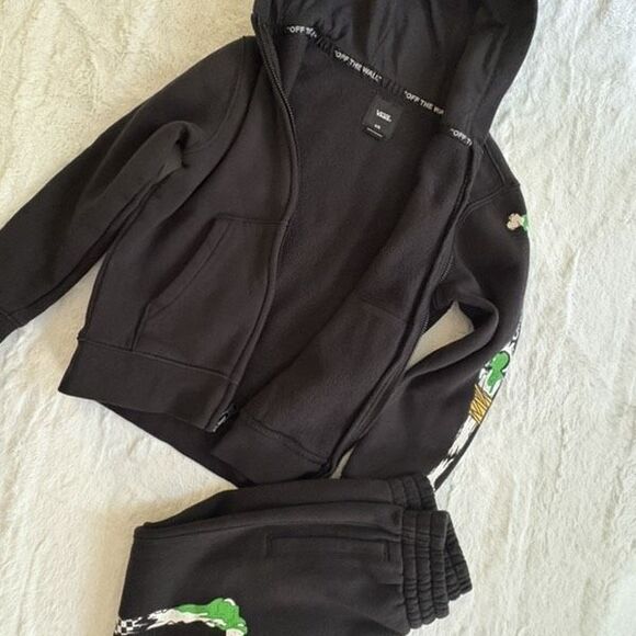 Vans Skeleton Hoodie and Sweatpants Kids Size 4 - Picture 2 of 10